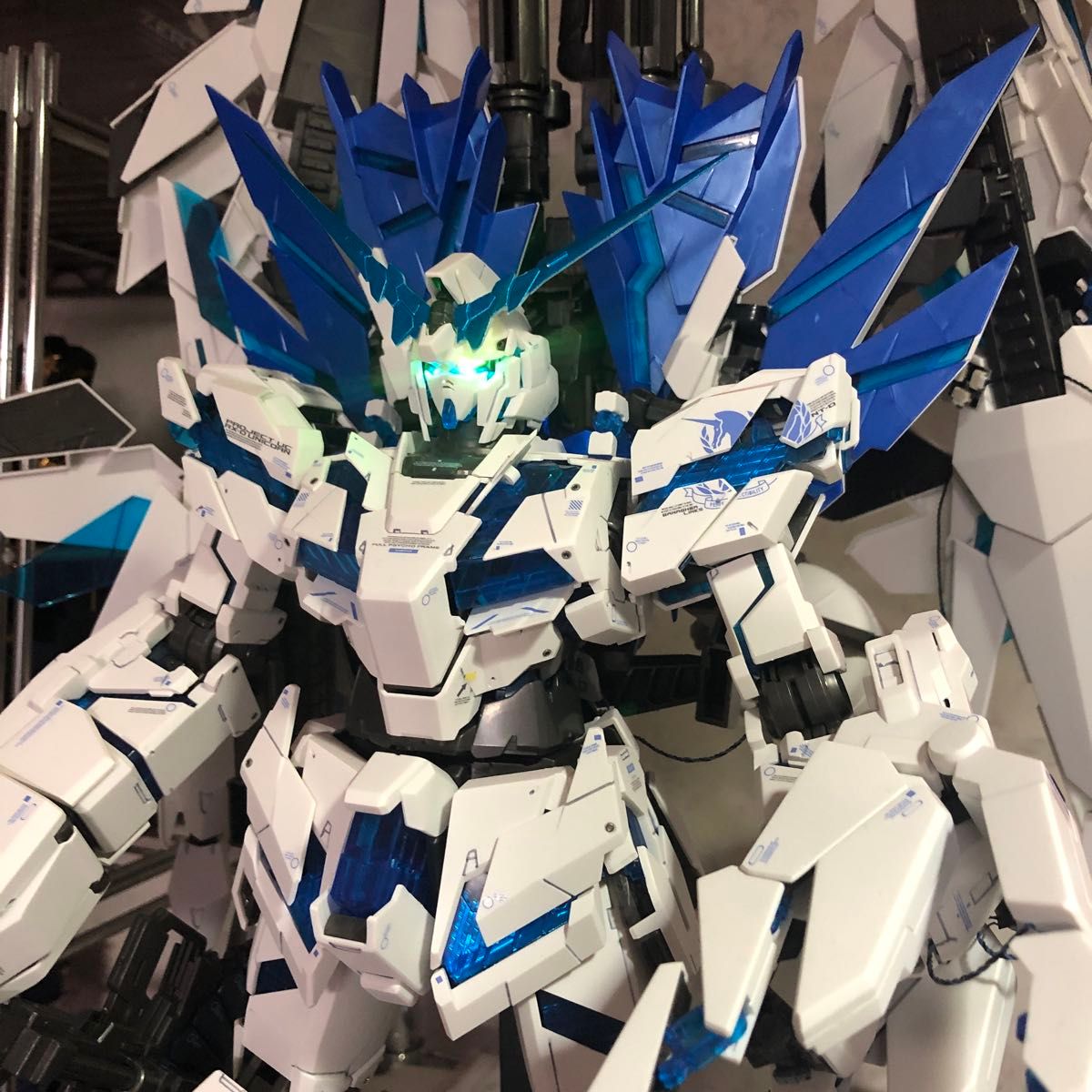 PG ユニコーンガンダム ペルフェクティビリティ 完成品 ジャンク PG ユニコーンガンダム ペルフェクティビリティ 完成品 ジャンク