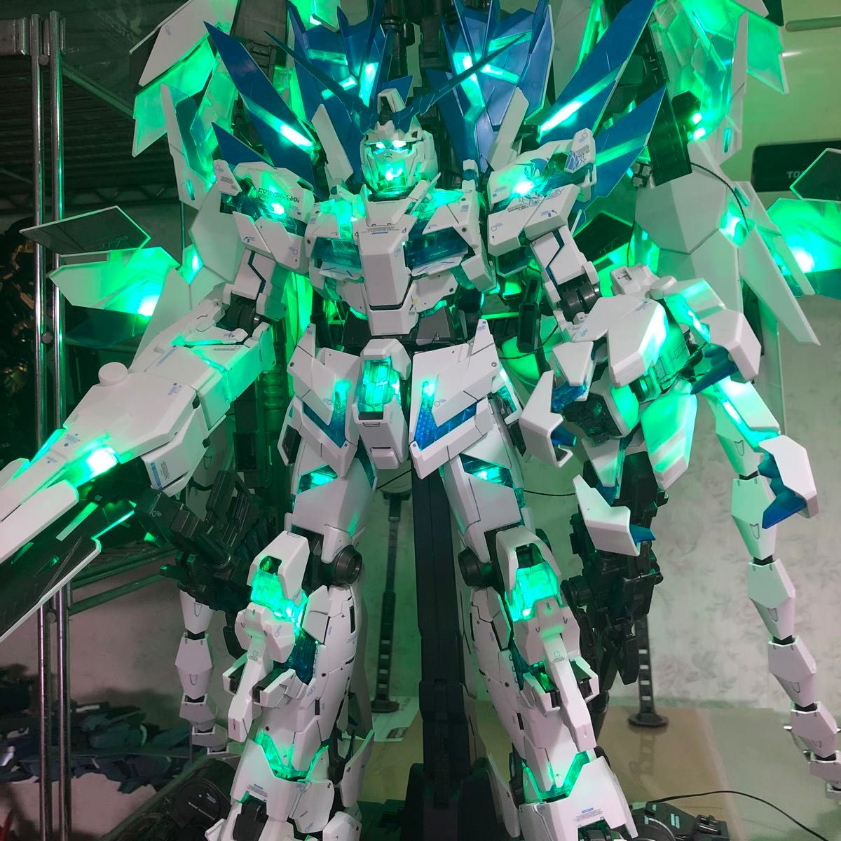 PG ユニコーンガンダム ペルフェクティビリティ 完成品 ジャンク PG ユニコーンガンダム ペルフェクティビリティ 完成品 ジャンク