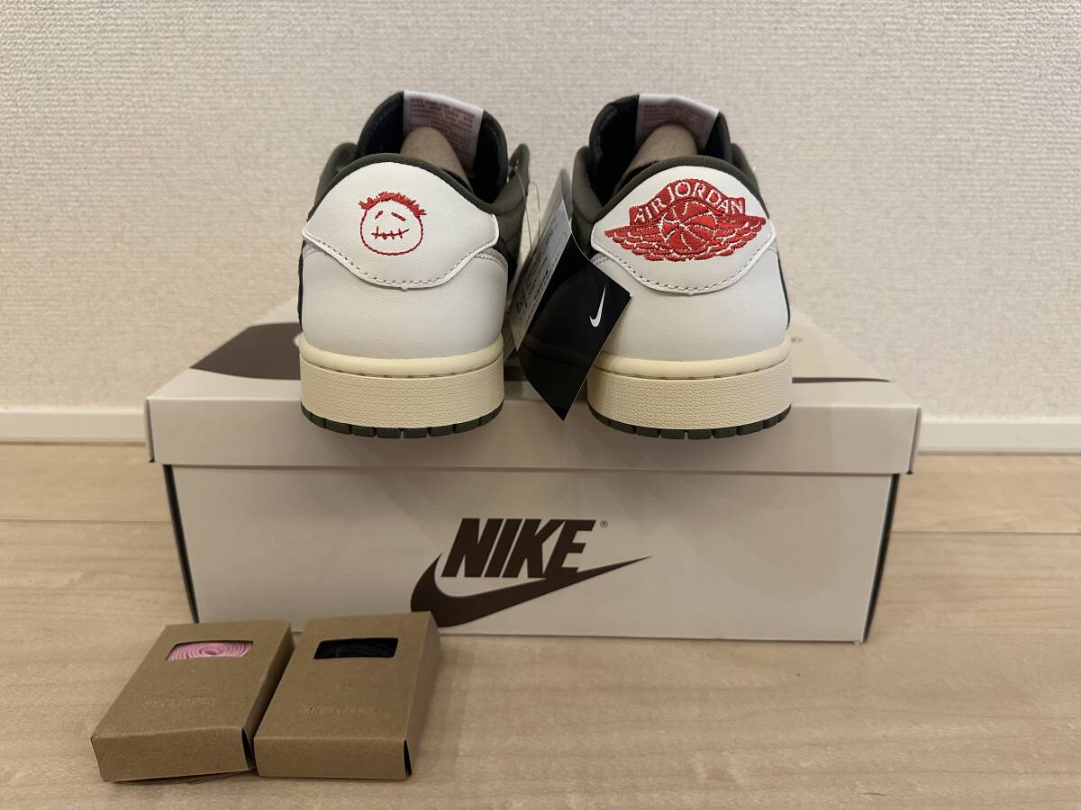 9/28発売】27cm エアジョーダン1 LOW × Travis Scott Reverse 9/28発売】27cm エアジョーダン1 LOW × Travis Scott Reverse