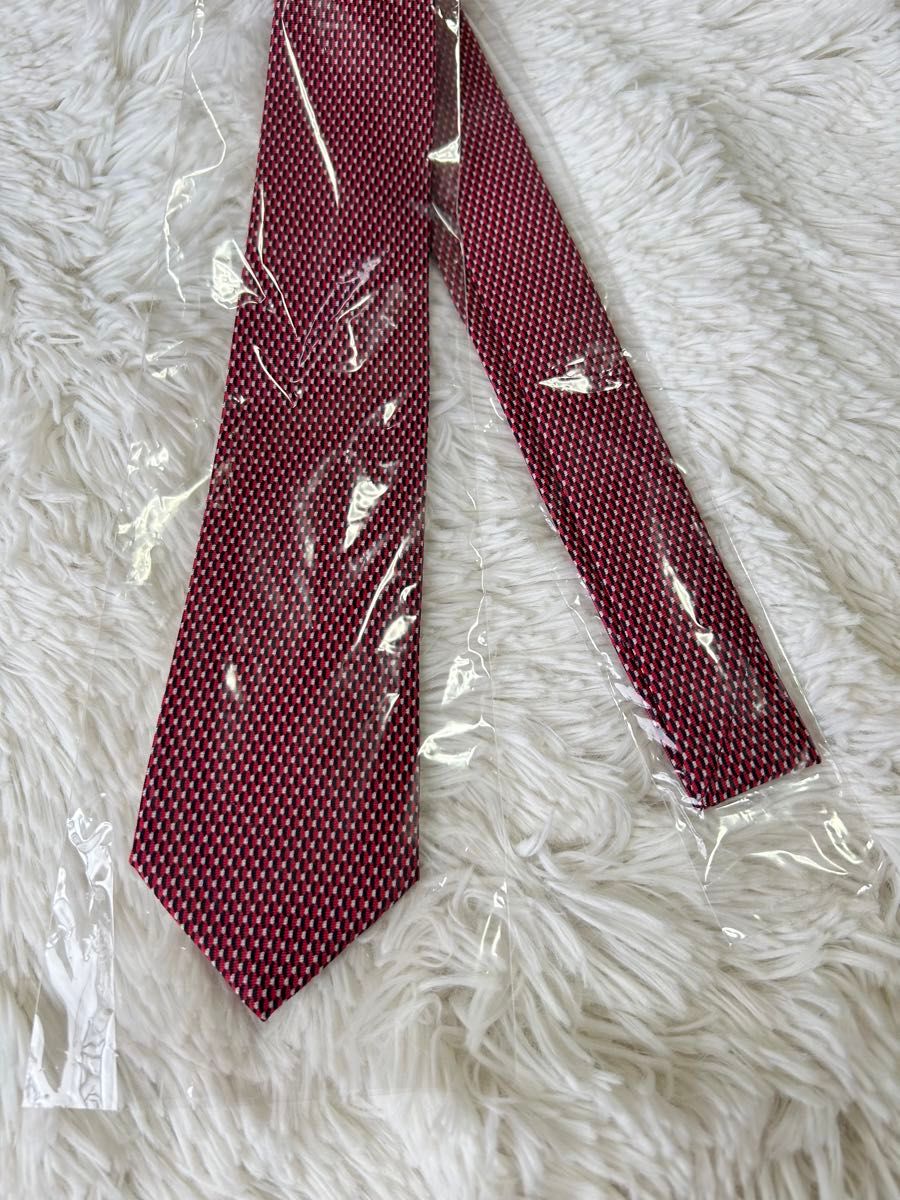 ルイヴィトン LOUIS VUITTON ネクタイ 美品 高級クリーニング ルイヴィトン LOUIS VUITTON ネクタイ 美品 高級クリーニング