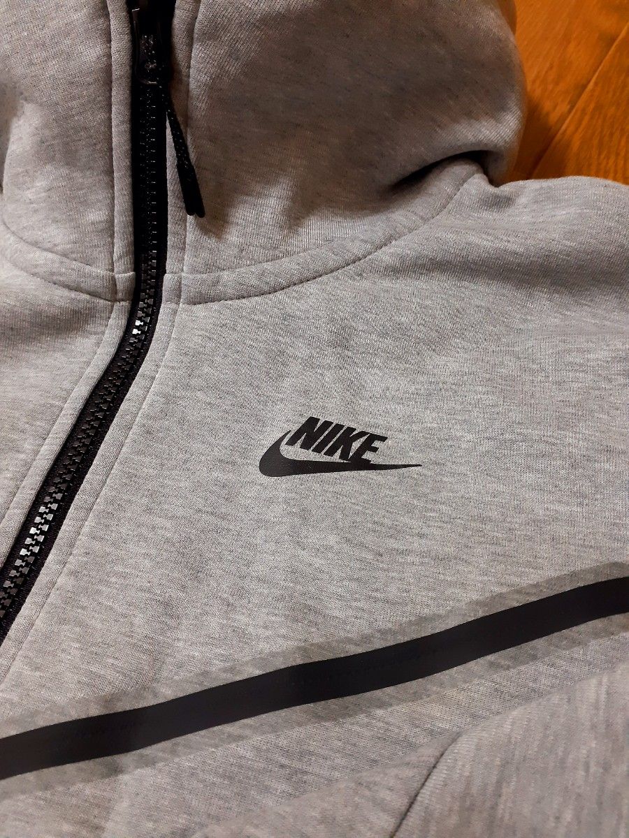 NIKE テックフリース セットアップ 上下 グレー S 白タグ 国内 NIKE テックフリース セットアップ 上下 グレー S 白タグ 国内