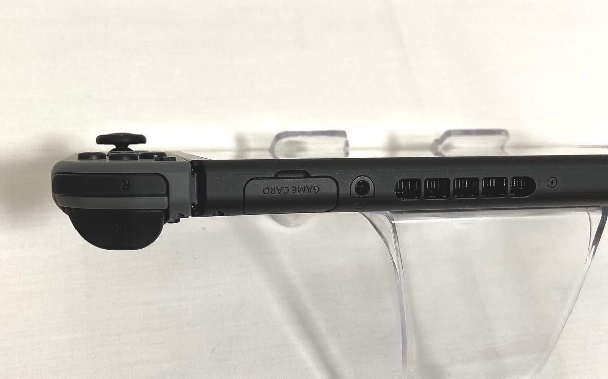 2019年製 新型 美品 Nintendo Switch 本体 付属品 グレー 初期化 2019年製 新型 美品 Nintendo Switch 本体 付属品 グレー 初期化