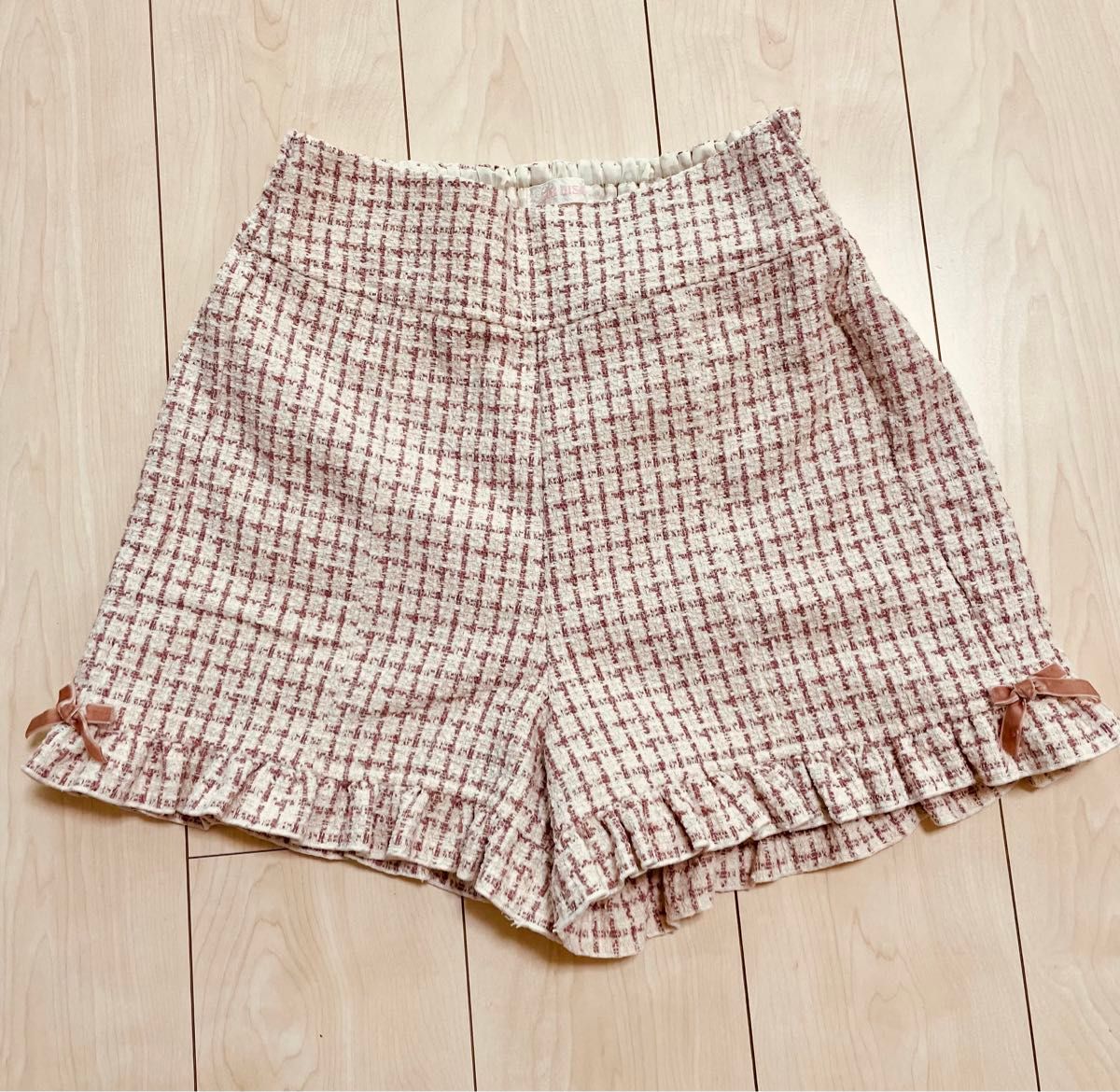 値下 リズリサ ツイードセットアップ 2点セット トップス&パンツ 値下 リズリサ ツイードセットアップ 2点セット トップス&パンツ