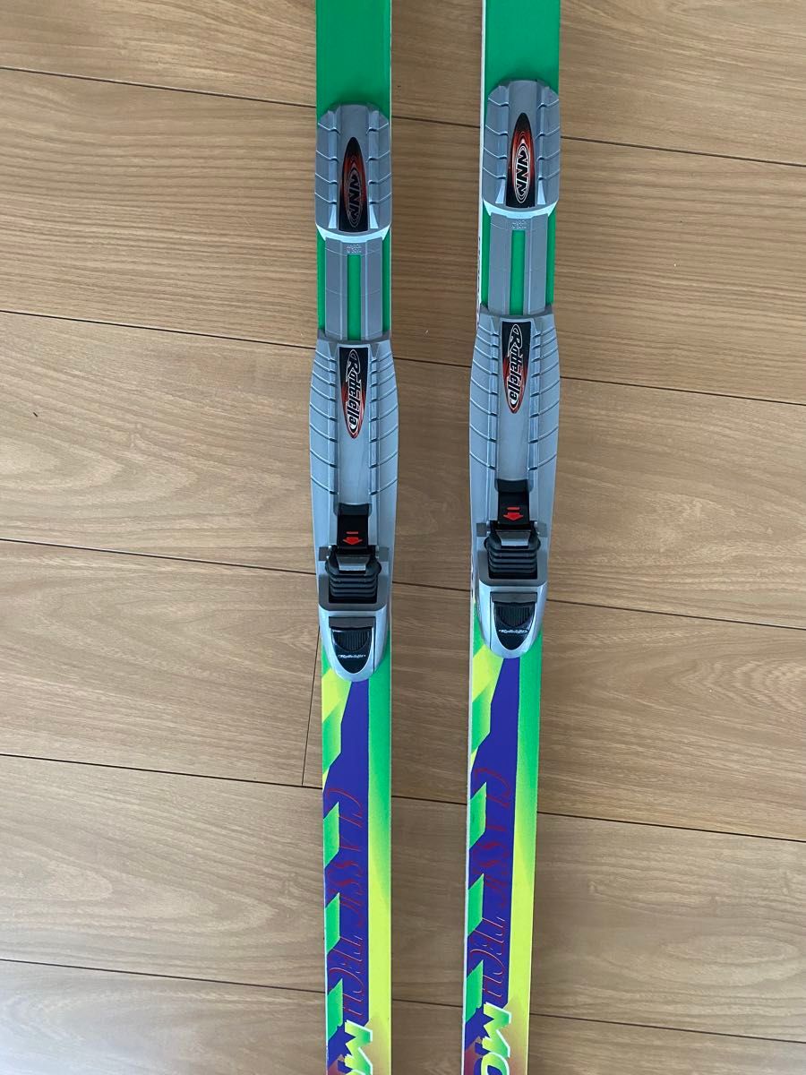 モロット MOROTTO EMOTION スキー板195cm ウロコ 鱗 うろこ板 未 モロット MOROTTO EMOTION スキー板195cm ウロコ 鱗 うろこ板 未