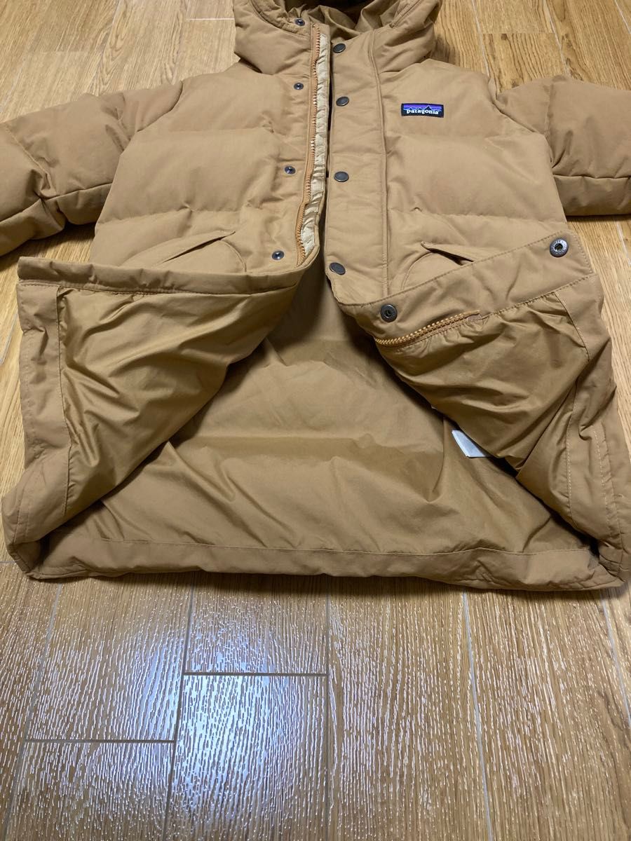 パタゴニア キッズ・ダウンドリフト・パーカ S (7-8) ベージュ パタゴニア キッズ・ダウンドリフト・パーカ S (7-8) ベージュ
