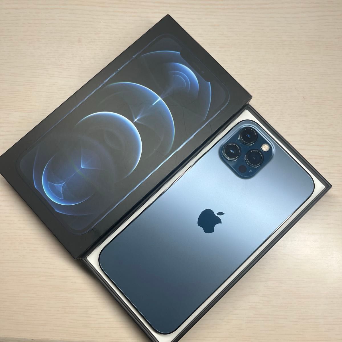 iPhone12 Pro Max 256GB SIMフリー バッテリー最大容量75% 割れ iPhone12 Pro Max 256GB SIMフリー バッテリー最大容量75% 割れ