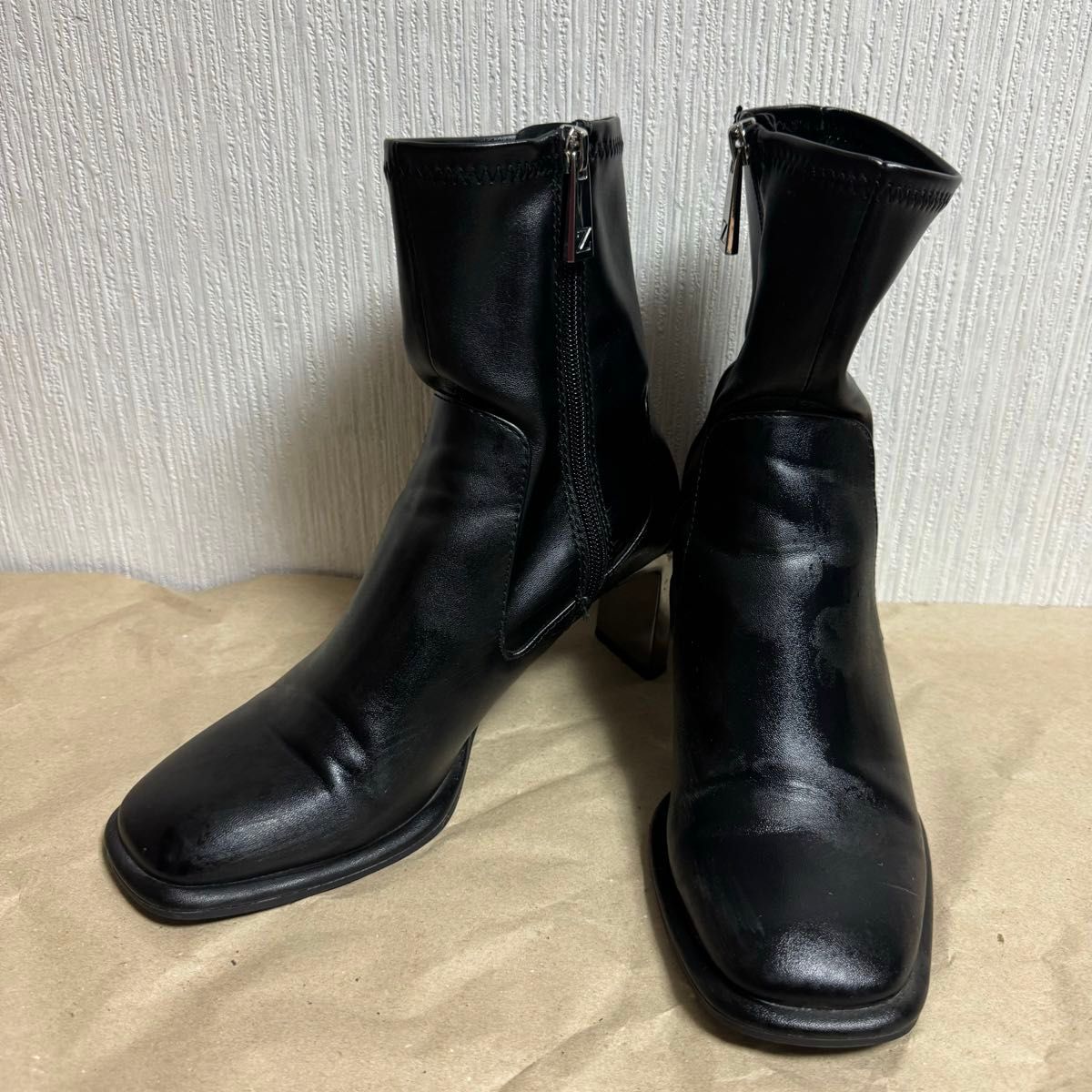 ZARA シルバー メタルヒール スクエアトゥ ショートブーツ ZARA シルバー メタルヒール スクエアトゥ ショートブーツ