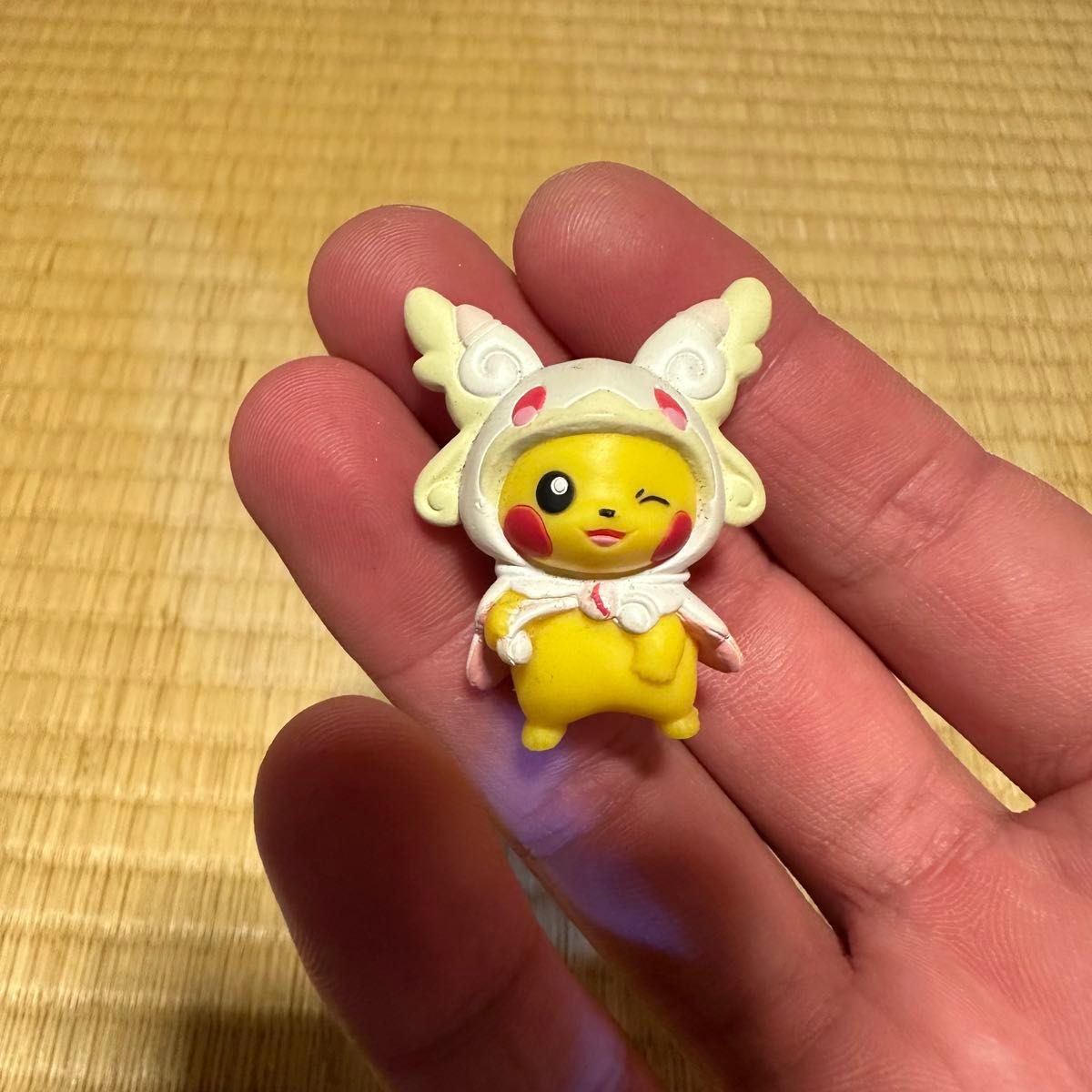 未使用 ポケモンセンター限定 メガレックウザ ポンチョを着た 未使用 ポケモンセンター限定 メガレックウザ ポンチョを着た