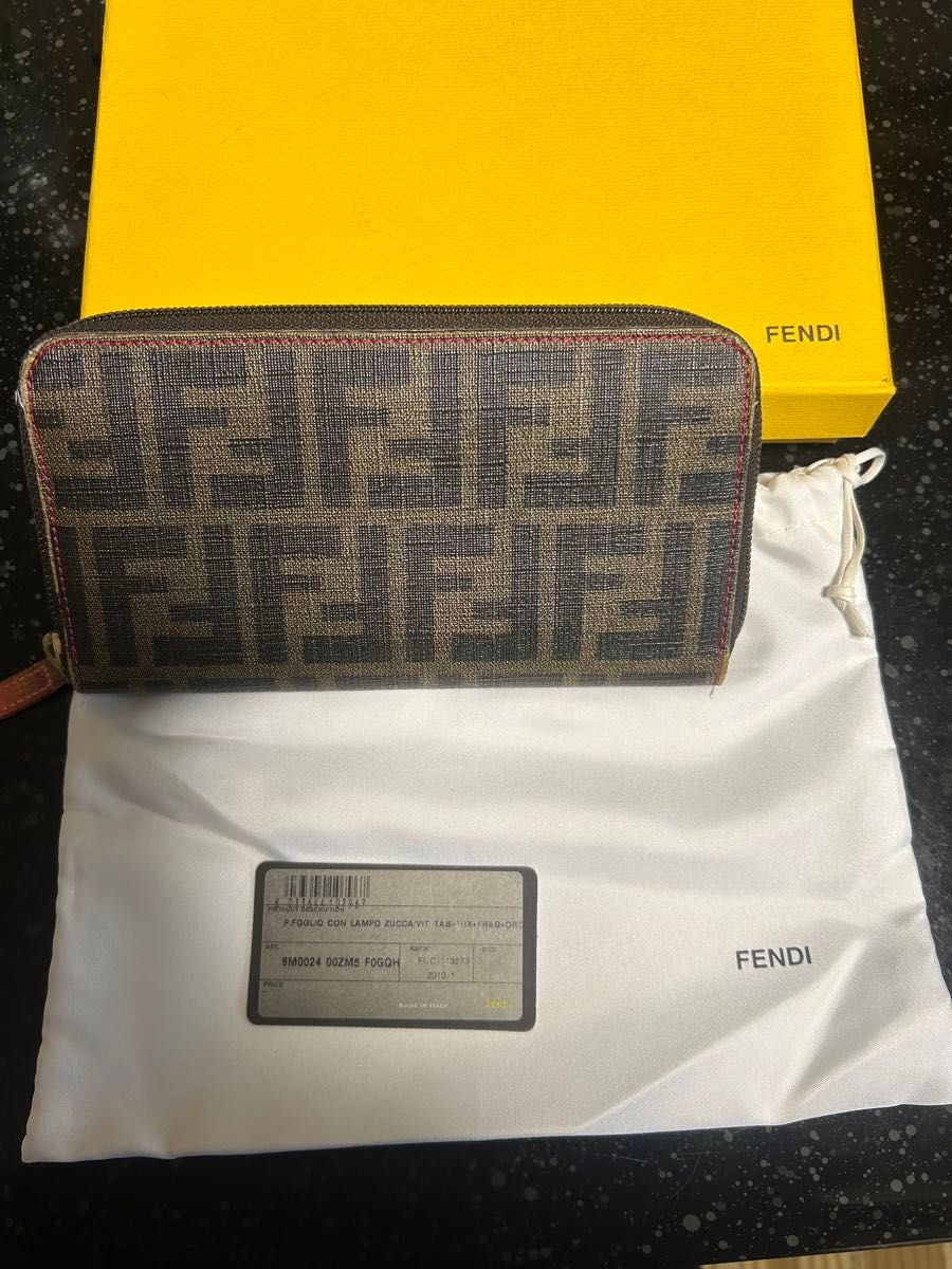 フェンディ FENDI 長財布 箱付き 保存袋付き|Yahoo!フリマ(旧 フェンディ FENDI 長財布 箱付き 保存袋付き|Yahoo!フリマ(旧