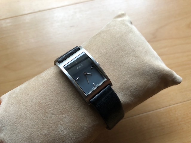 送料無料 良好 腕時計 レディース クオーツ 純正革ベルト ブラック