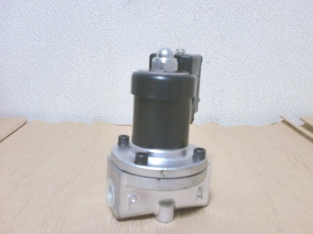 豊興工業 空気圧機器 差圧形エアソレノイド方向切換バルブ:AD-SL223