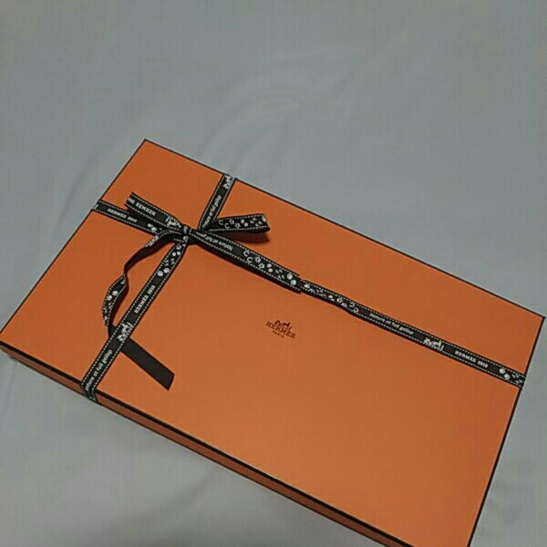 新品 本物 エルメス HERMES ECHARPE MAILLE カシミヤ マフラー 新品 本物 エルメス HERMES ECHARPE MAILLE カシミヤ マフラー