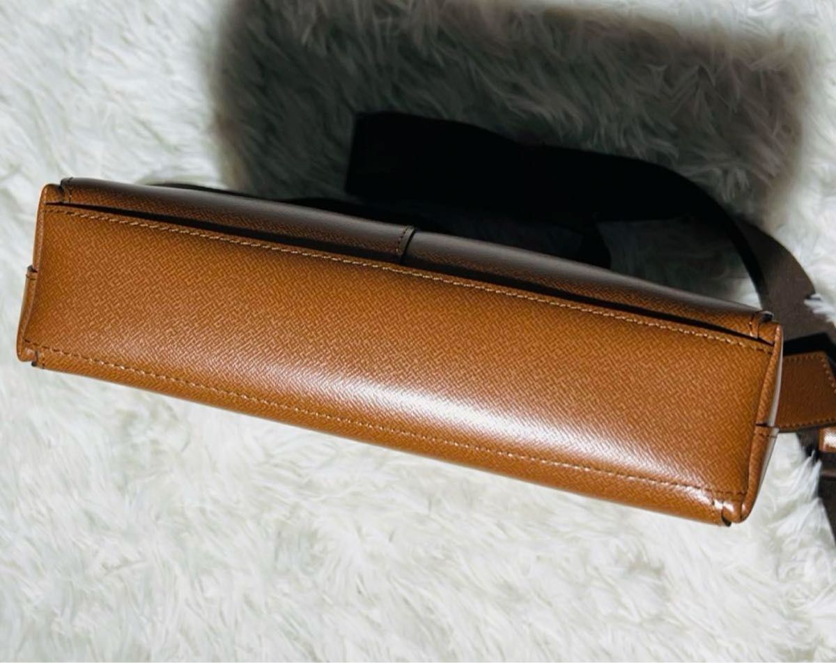 極美品 希少 JAGUAR ジャガー ショルダーバッグ ブラウン 茶色 極美品 希少 JAGUAR ジャガー ショルダーバッグ ブラウン 茶色
