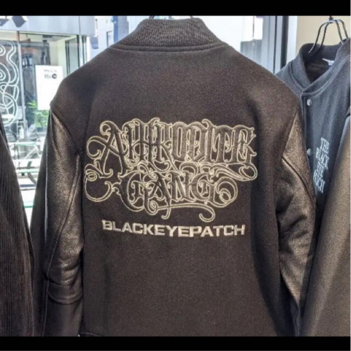 舐達麻 アフロディーテギャング ブラックアイパッチ コラボ 舐達麻 アフロディーテギャング ブラックアイパッチ コラボ