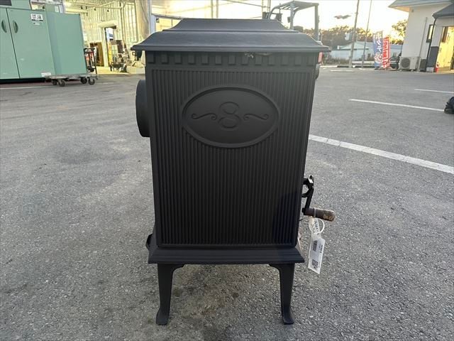 Yahoo!オークション - JOTUL 薪ストーブ 暖房機 鋳物 Yahoo!オークション - JOTUL 薪ストーブ 暖房機 鋳物