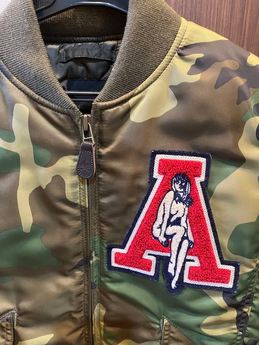 超名作 ヒステリックグラマー 高級AUSTINロゴパッチ刺繍迷彩柄 超名作 ヒステリックグラマー 高級AUSTINロゴパッチ刺繍迷彩柄
