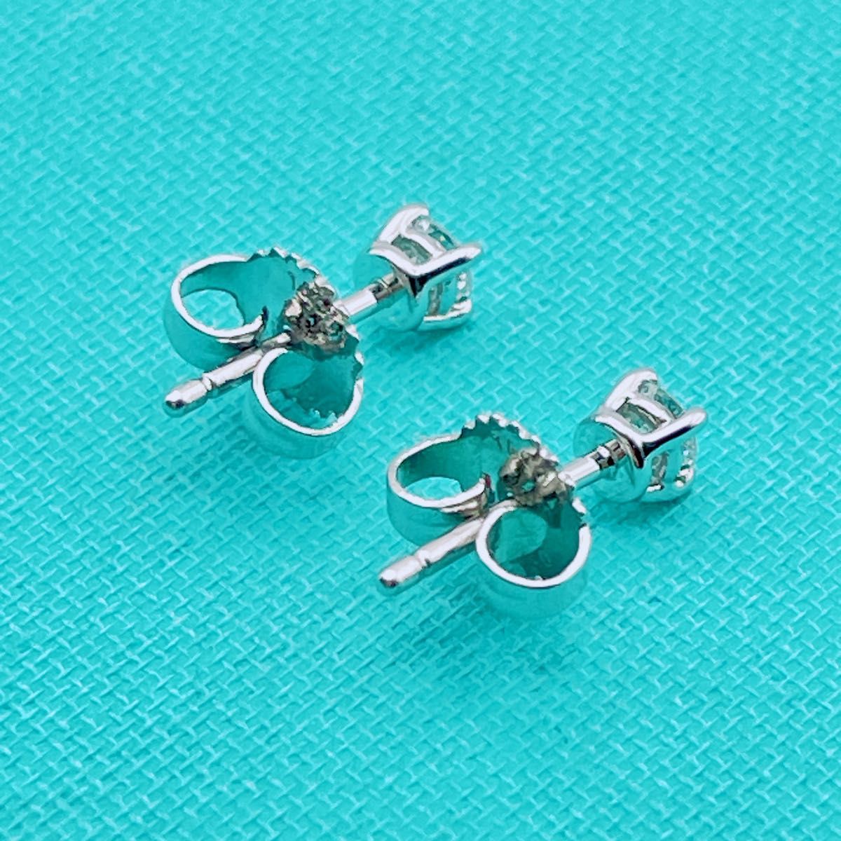 ティファニー ソリティア ダイヤ ピアス 0 22ct相当 pt950 ティファニー ソリティア ダイヤ ピアス 0 22ct相当 pt950