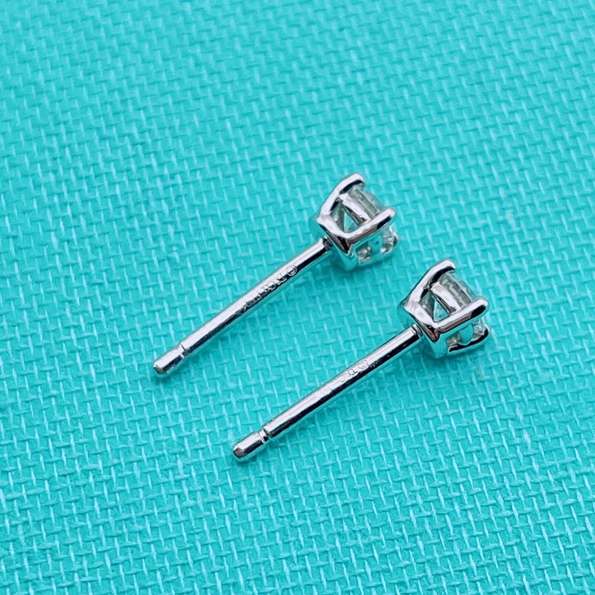 ティファニー ソリティア ダイヤ ピアス 0 22ct相当 pt950 ティファニー ソリティア ダイヤ ピアス 0 22ct相当 pt950