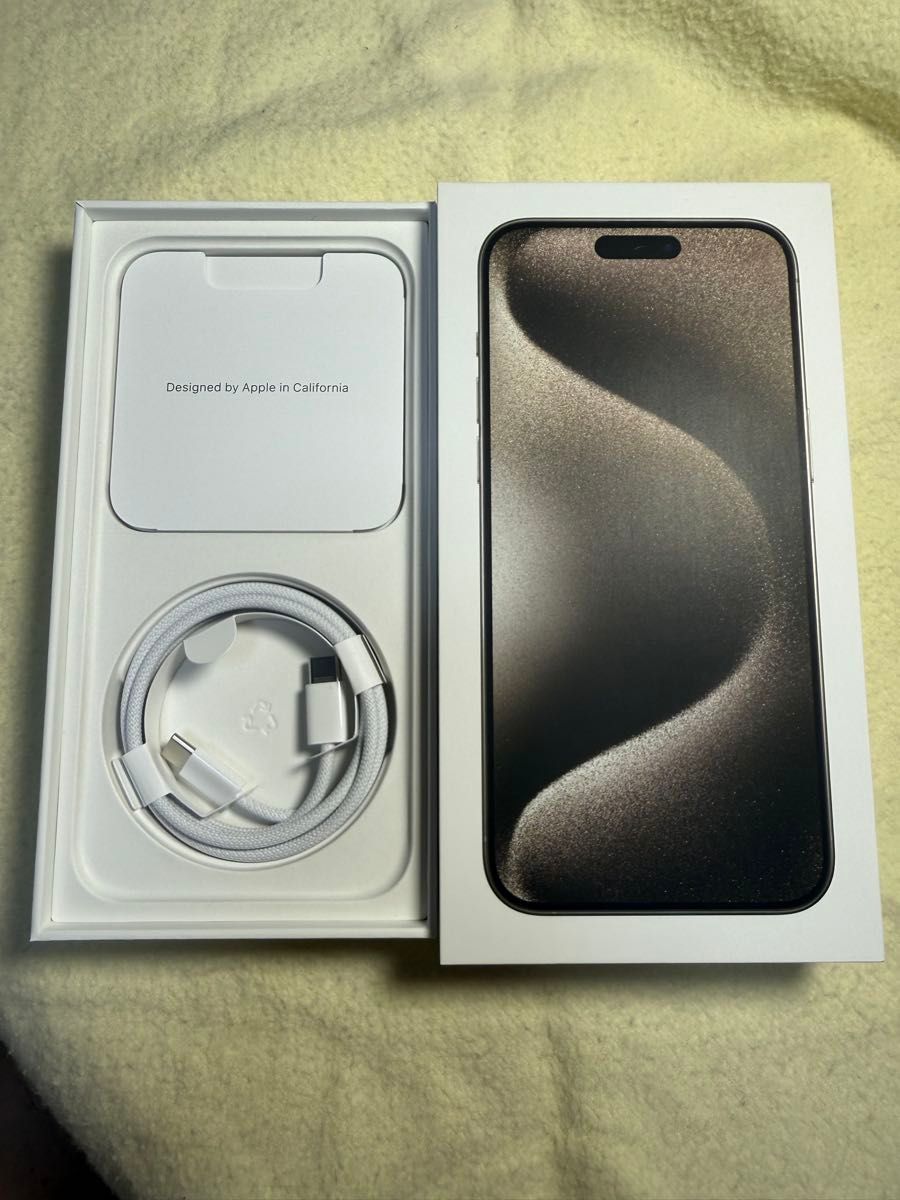 iPhone 15 Pro Max 256GB ナチュラルチタニウム ケースフィルム iPhone 15 Pro Max 256GB ナチュラルチタニウム ケースフィルム