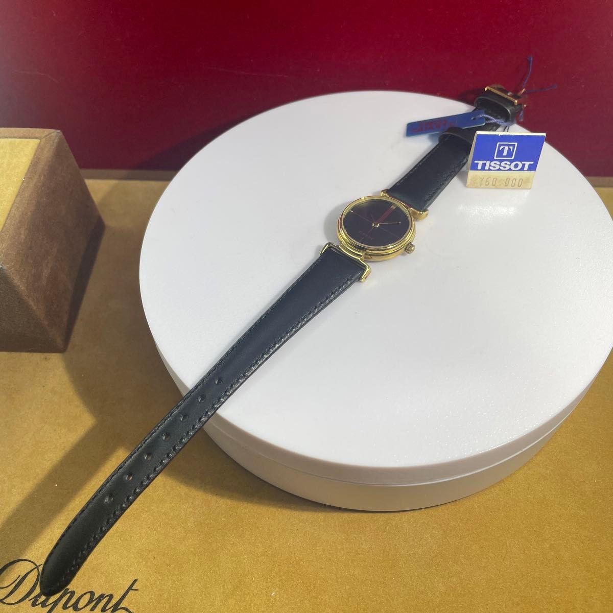 未使用 高級 70s TISSOT クォーツ 純正尾錠 純正リューズ 腕時計 未使用 高級 70s TISSOT クォーツ 純正尾錠 純正リューズ 腕時計