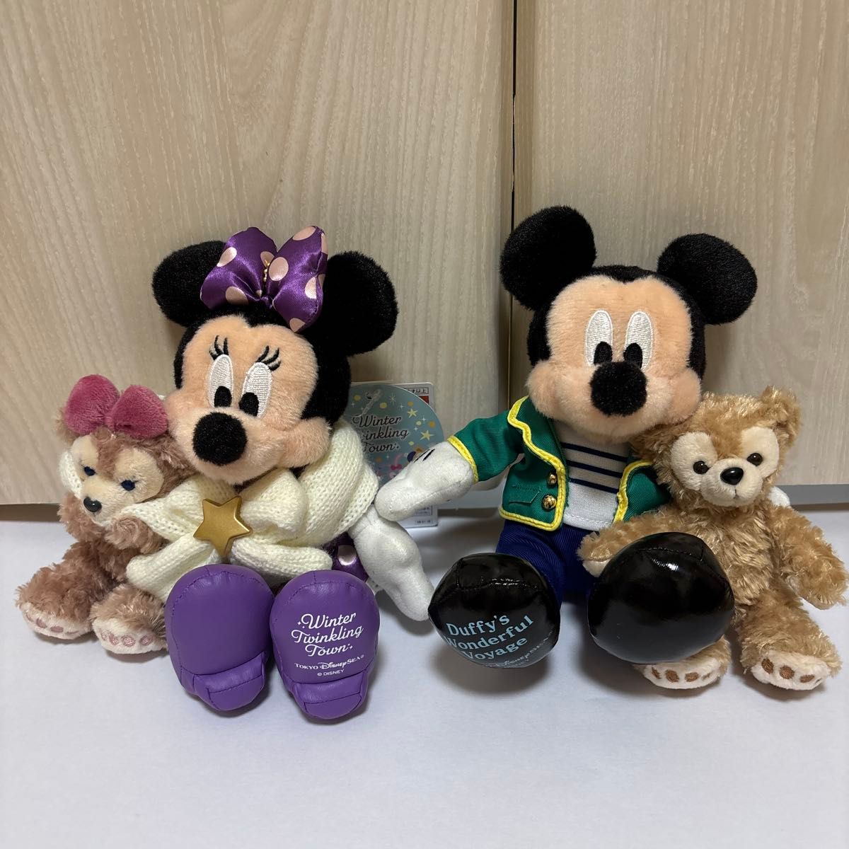 ディズニー ミニー・シェリーメイ・ぬいぐるみバッジとミッキー ディズニー ミニー・シェリーメイ・ぬいぐるみバッジとミッキー