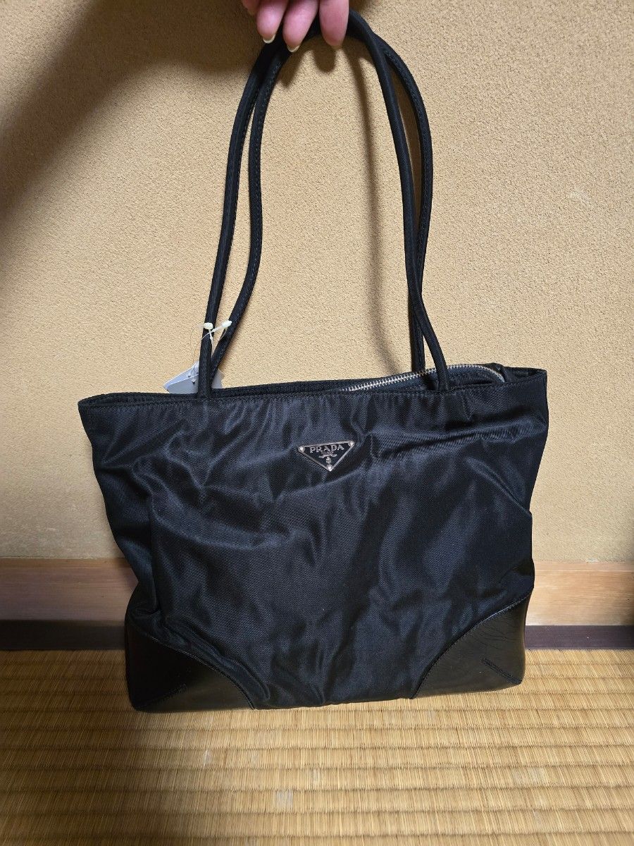 送料関税込◇PRADA ナイロン トートバッグ 新品未使用】PRADA ナイロンバッグ|Yahoo!フリマ(旧PayPayフリマ)