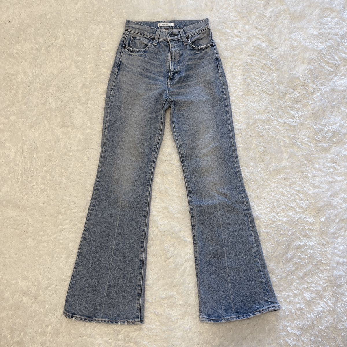 【マウジー 】MOUSSY MVS フレアデニム 日本製 ブーツカット24 S 美品 マウジー MOUSSY フレアデニム ブーツカットデニム