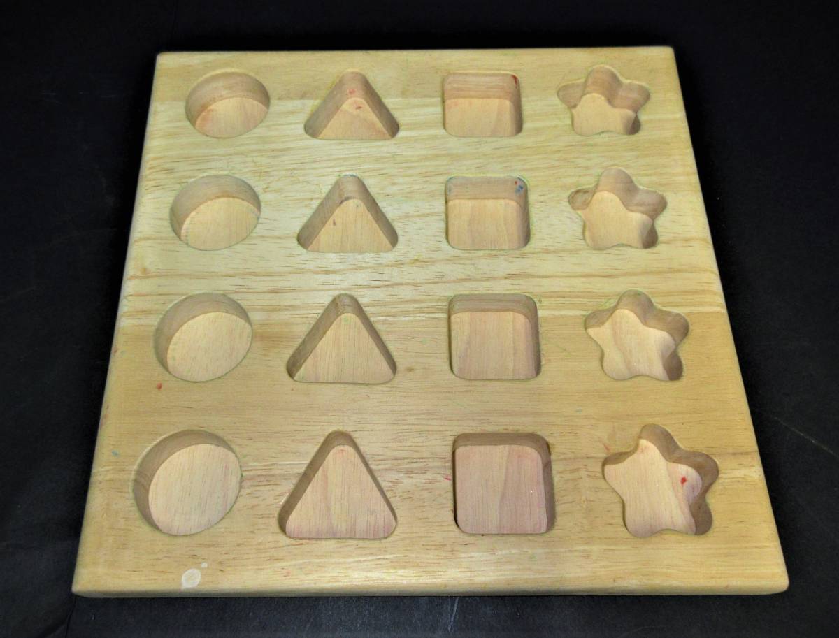  wonder world * wooden puzzle shape sequence*USED