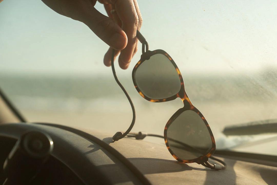 オンブラズ OMBRAZ TETON Armless Sunglasses サングラス 登山 オンブラズ OMBRAZ TETON Armless Sunglasses サングラス 登山