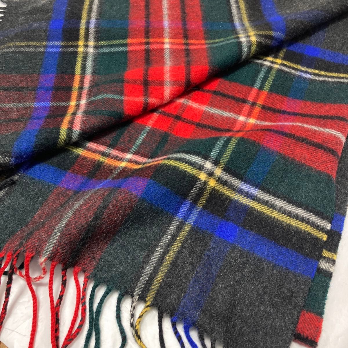 ジョンストンズ カシミヤ100% 中判ストール チェック ジョンストンズ カシミヤ100% 中判ストール チェック