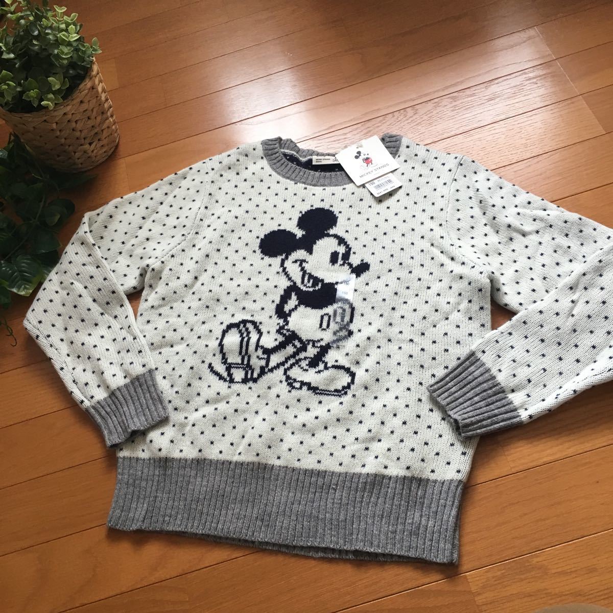 新品即決 ユニクロミッキースタンズセーター150サイズ オフホワイト ネイビー 日本代购 买对网 新品即決 ユニクロミッキースタンズセーター150サイズ オフホワイト ネイビー 日本代购 买对网
