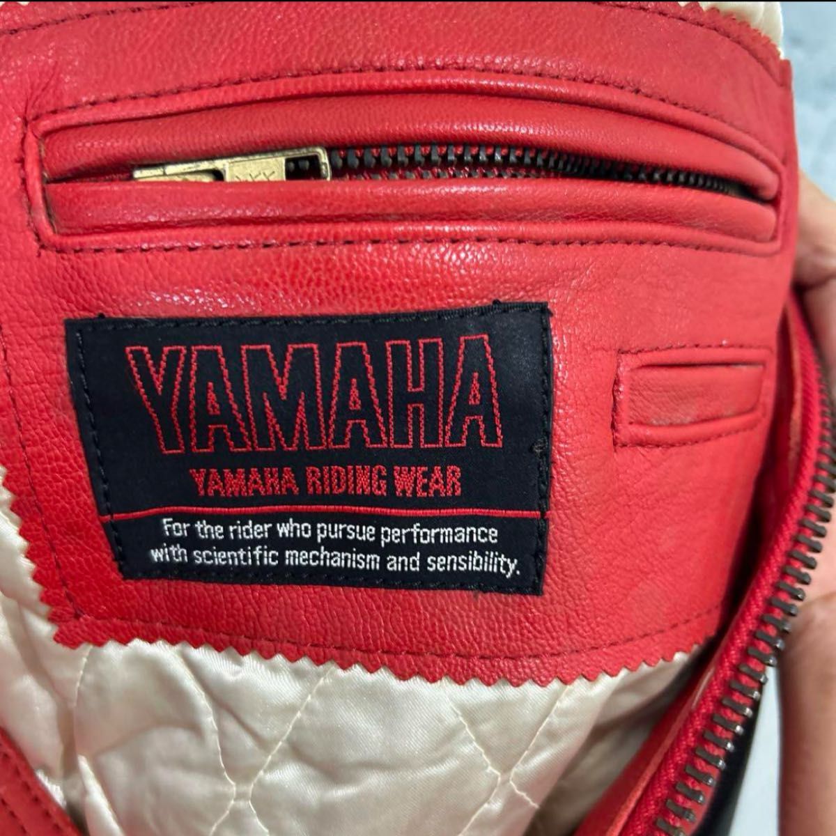 入手困難》80s 90 team YAMAHA 牛革 オールレザー スタジャン 入手困難》80s 90 team YAMAHA 牛革 オールレザー スタジャン