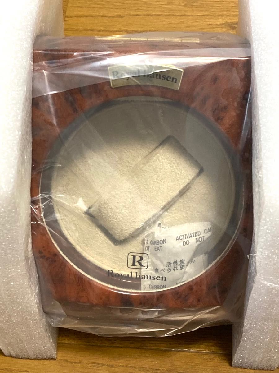 未使用 Royal hausen ロイヤルハウゼン ウォッチワインダー 木目 未使用 Royal hausen ロイヤルハウゼン ウォッチワインダー 木目