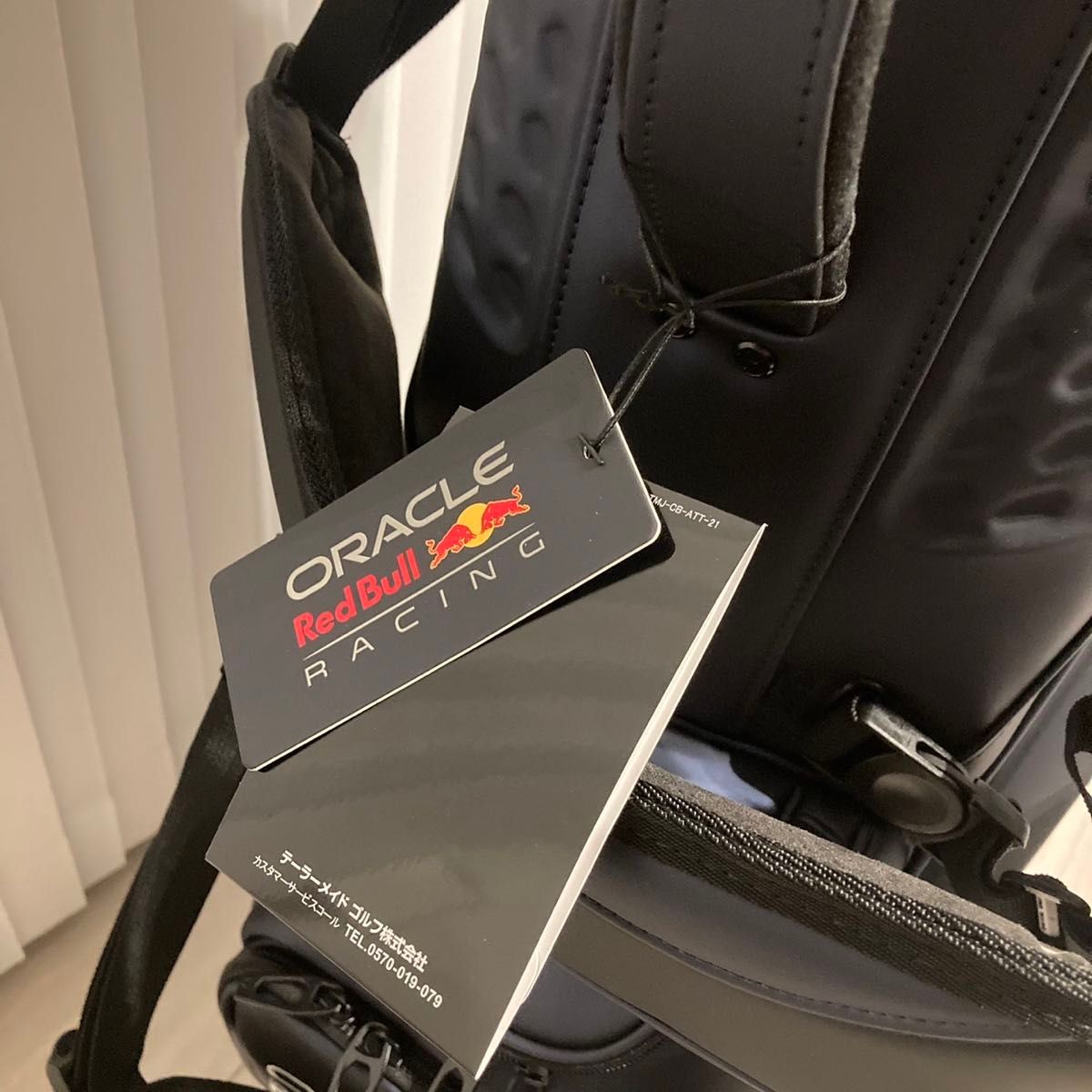 新品タグ付き】テーラーメイド×レッドブル コラボキャディバッグ 新品タグ付き】テーラーメイド×レッドブル コラボキャディバッグ