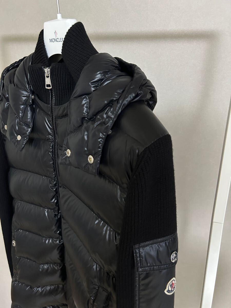 モンクレール MONCLER フーデッドハイブリッドダウン ブラック モンクレール MONCLER フーデッドハイブリッドダウン ブラック