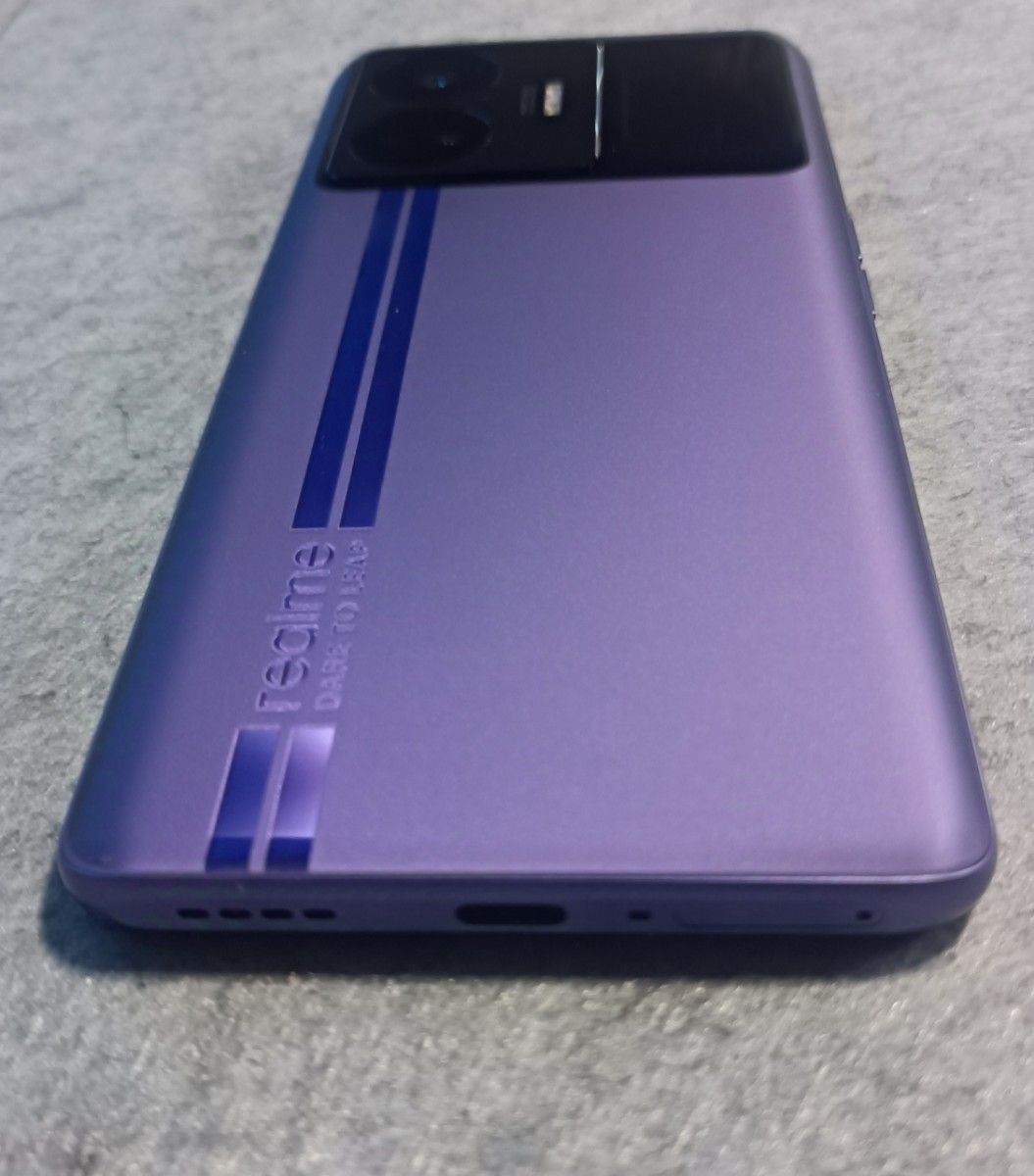 中古品 realme GT Neo5 150W 12GB/256GB パープル グローバルROM 中古品 realme GT Neo5 150W 12GB/256GB パープル グローバルROM