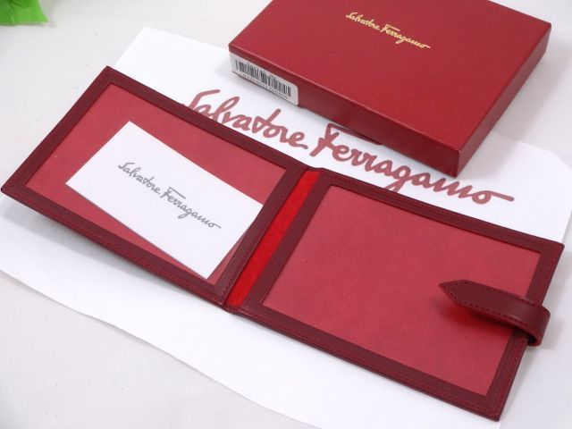 10■ Salvatore Ferragamo フェラガモ 未使用 ケース 箱付_画像3