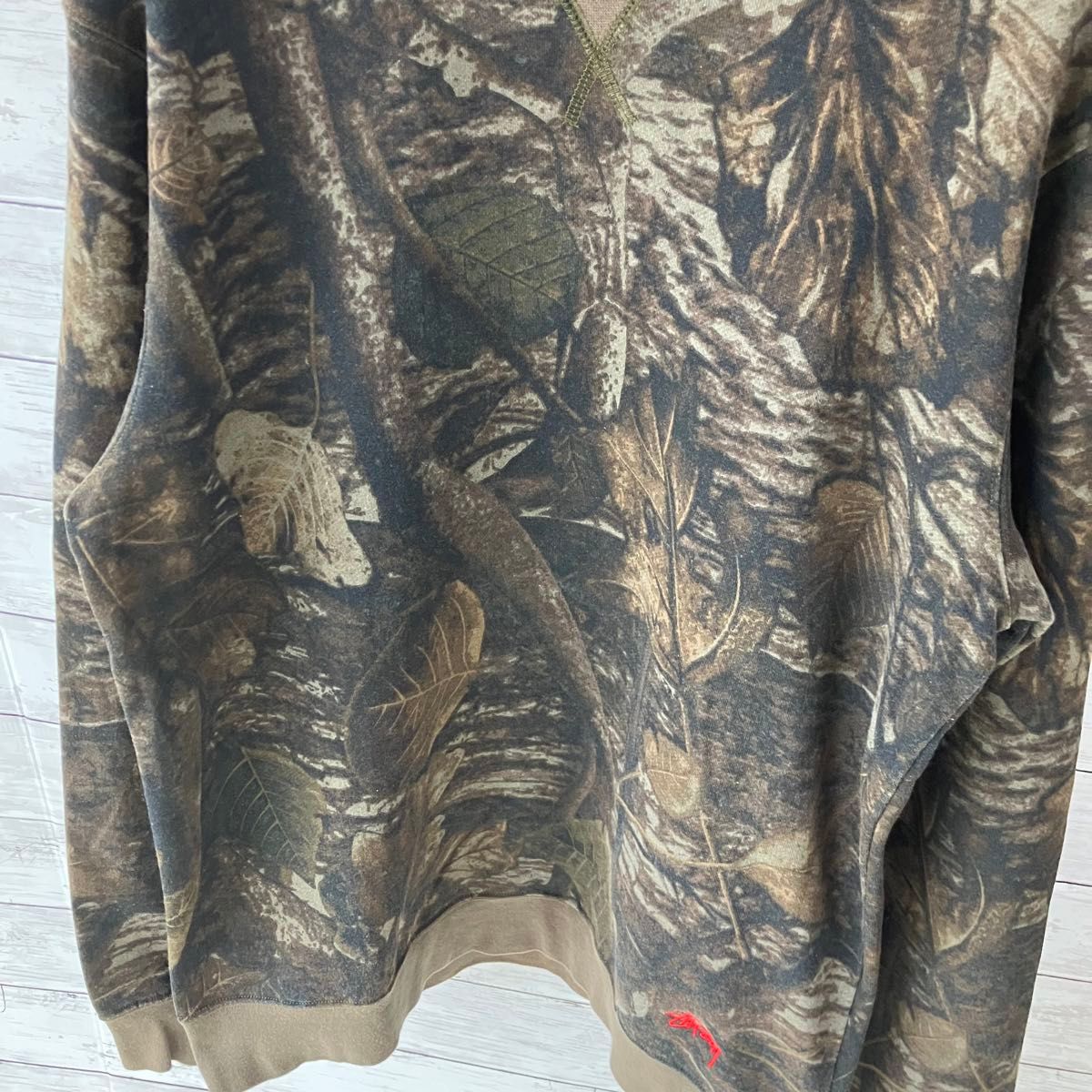 希少デザイン】stussy スウェットトレーナー tree camo ストック 希少デザイン】stussy スウェットトレーナー tree camo ストック