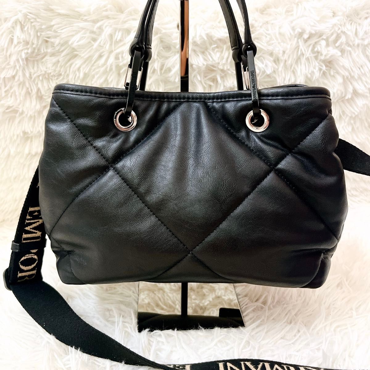 極美品】アルマーニ 2way ショルダーバッグ キルティング レザー 極美品】アルマーニ 2way ショルダーバッグ キルティング レザー