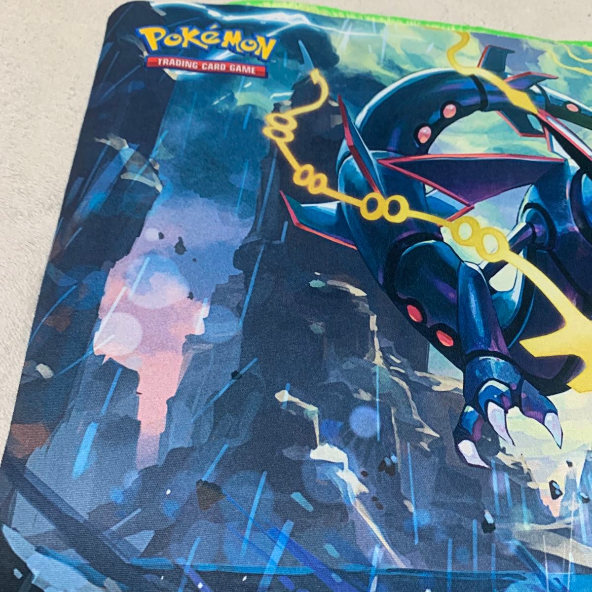 ポケモンカード レックウザ 色違い プレイマット 海外限定 ポケモンカード レックウザ 色違い プレイマット 海外限定