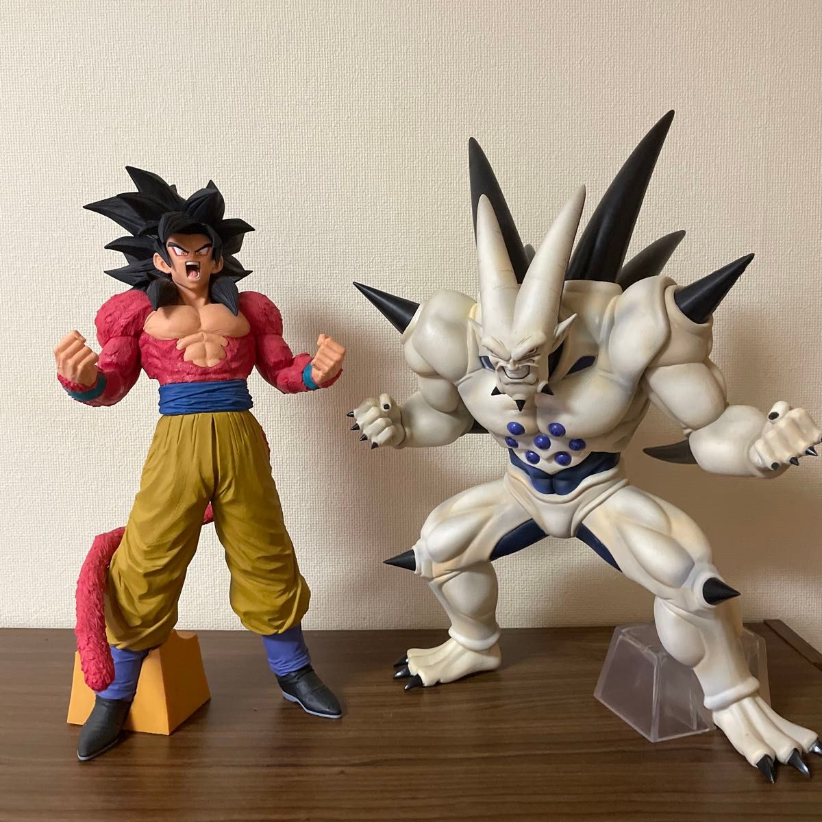最終値下げドラゴンボール 一番くじ フィギュア GT 悟空4&超一星 最終値下げドラゴンボール 一番くじ フィギュア GT 悟空4&超一星