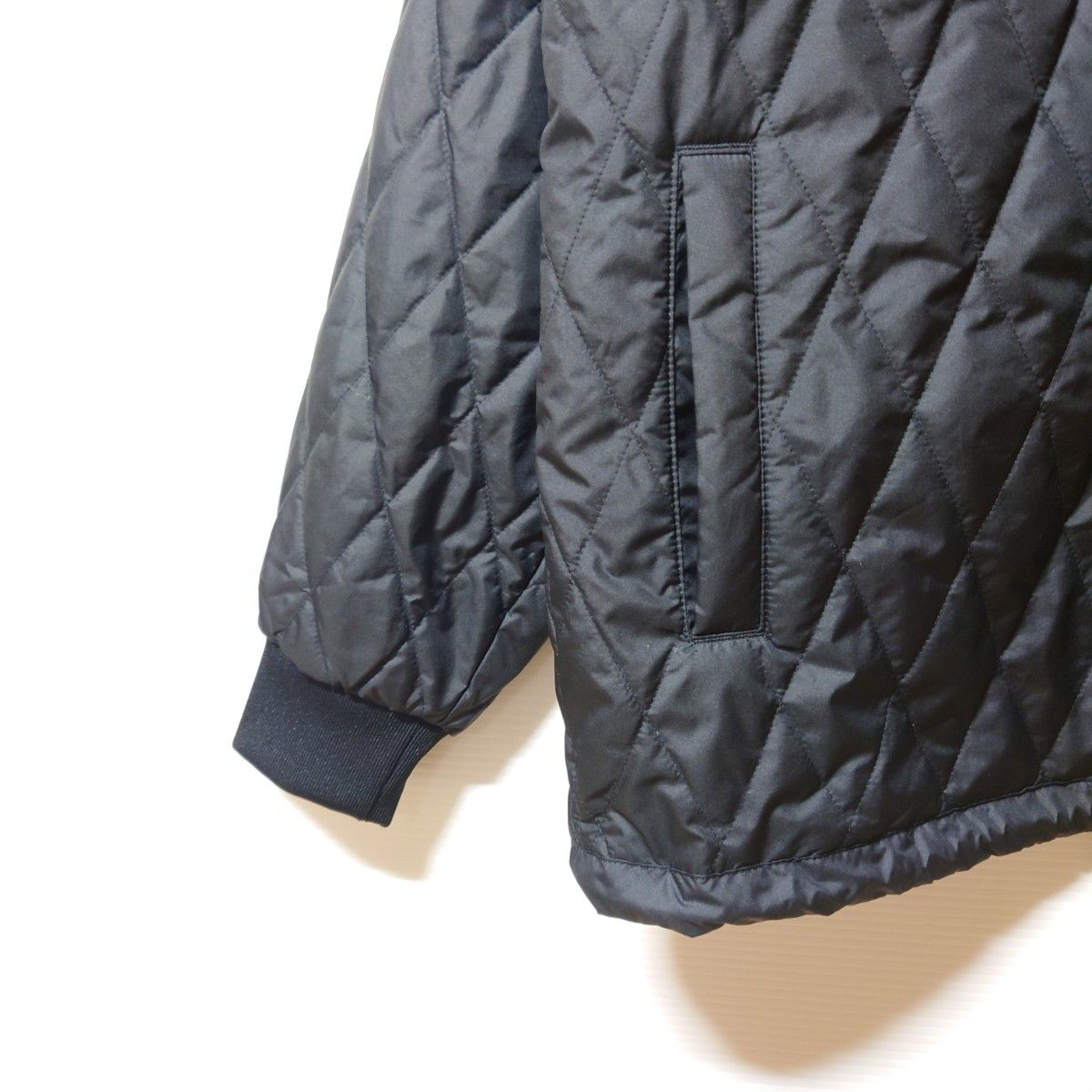 adidas 黒 XL キルティングジャケット パファージャケット 中綿 adidas 黒 XL キルティングジャケット パファージャケット 中綿