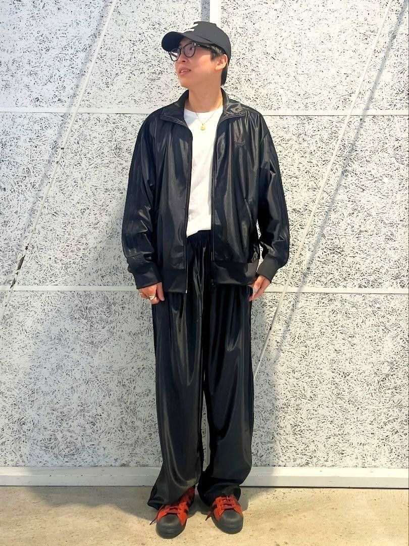 新品 adidas Q3オーバーサイズパンツ ワイドパンツ ファイヤー 新品 adidas Q3オーバーサイズパンツ ワイドパンツ ファイヤー