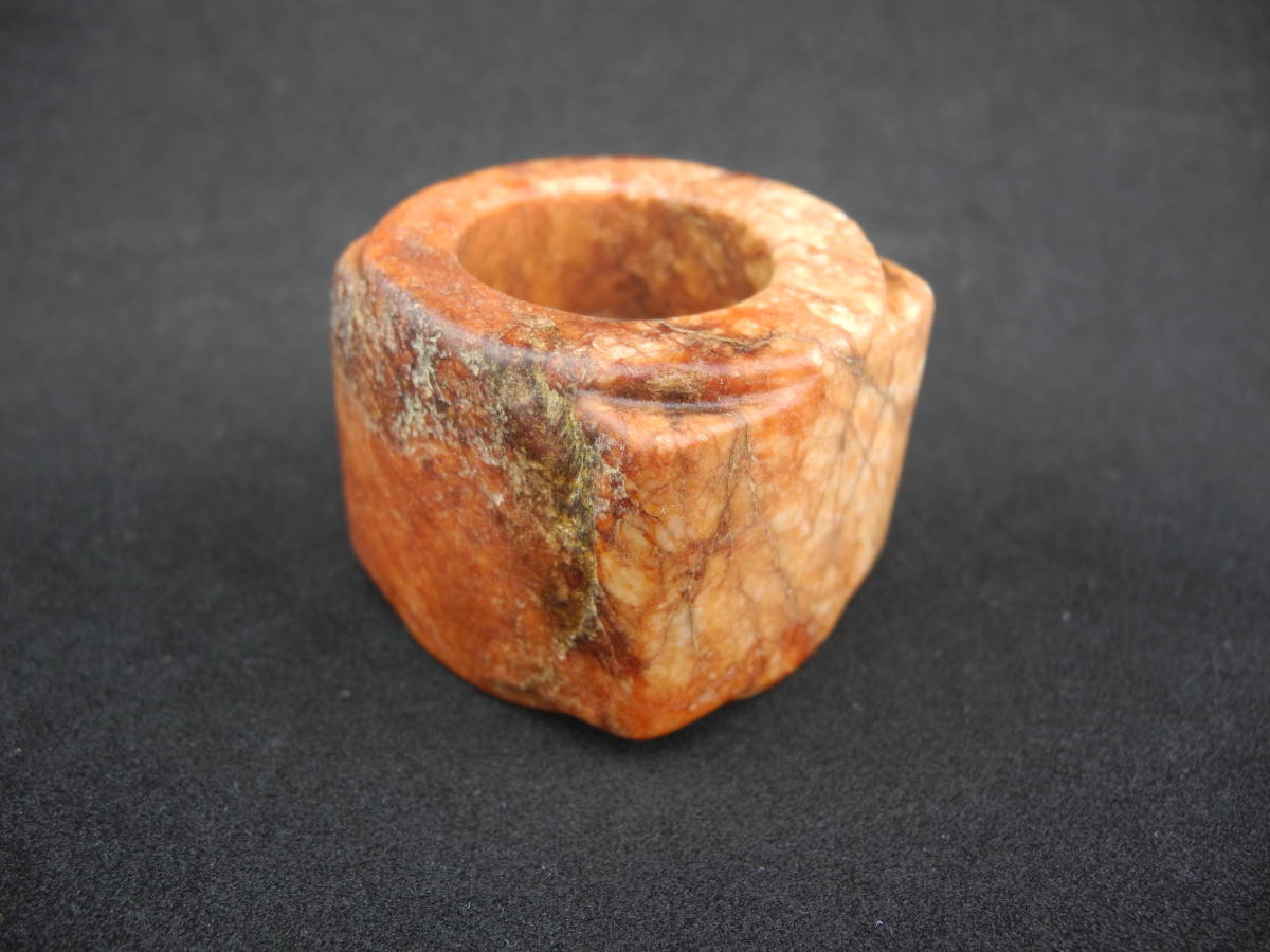 中國新石器時代玉琮-