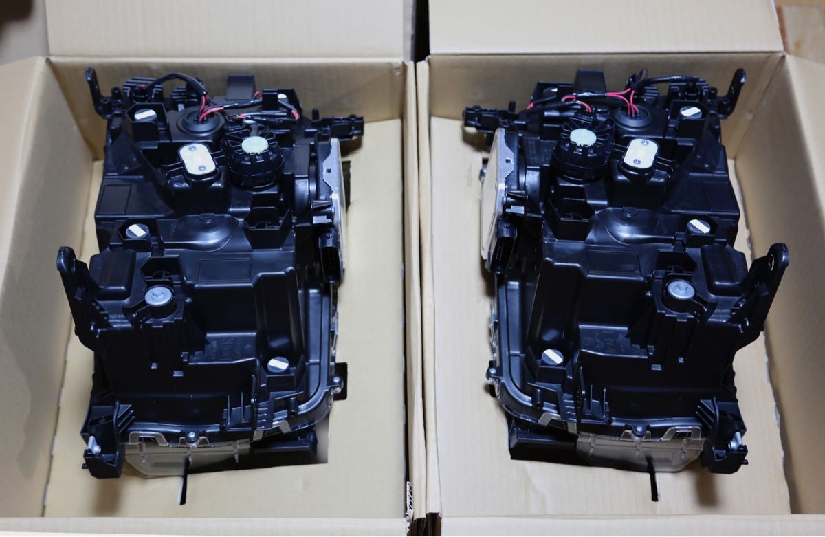 新車外し 美品】TOYOTA トヨタ ランドクルーザー 250 VX 純正角 新車外し 美品】TOYOTA トヨタ ランドクルーザー 250 VX 純正角