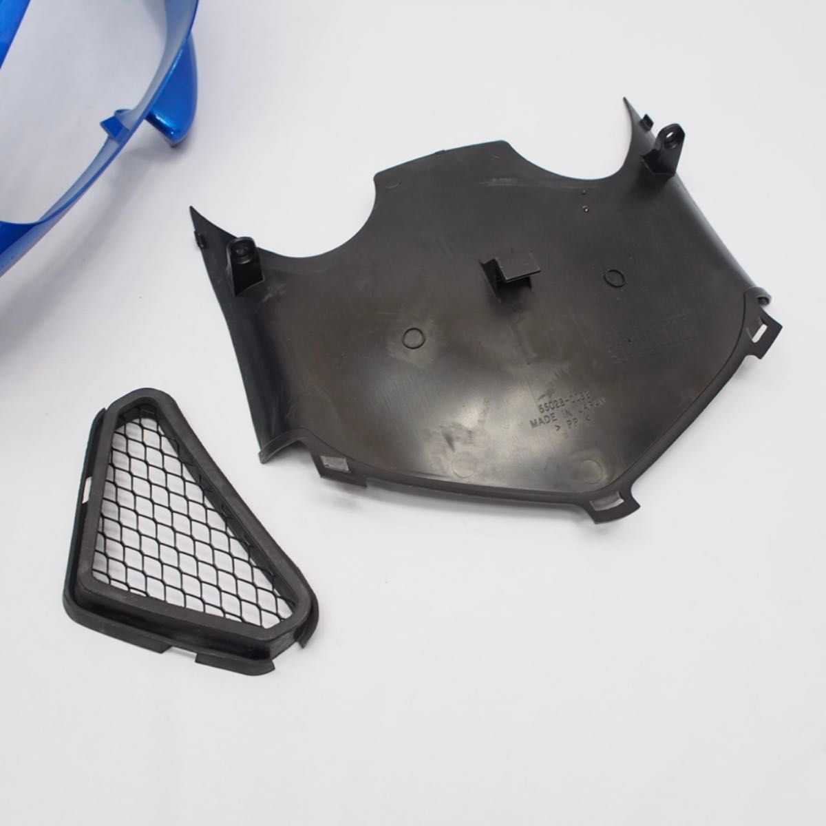 割れ無 ニンジャ ZX-6R ZX636C 05-06年 純正アッパーカウル 割れ無 ニンジャ ZX-6R ZX636C 05-06年 純正アッパーカウル