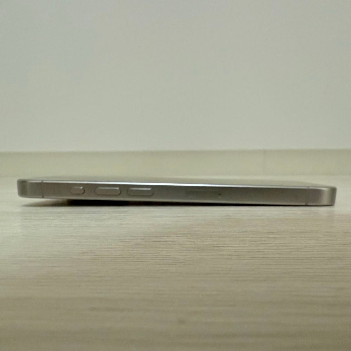 Apple iPhone 15 Pro 512GB ホワイトチタニウム 本体|Yahoo Apple iPhone 15 Pro 512GB ホワイトチタニウム 本体|Yahoo