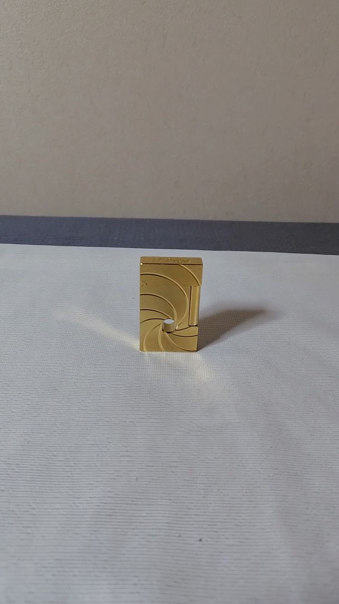【動画で音を!】デュポンライター ゴールド 007ジェームズ・ボンド スペクタースタイル ガスライター