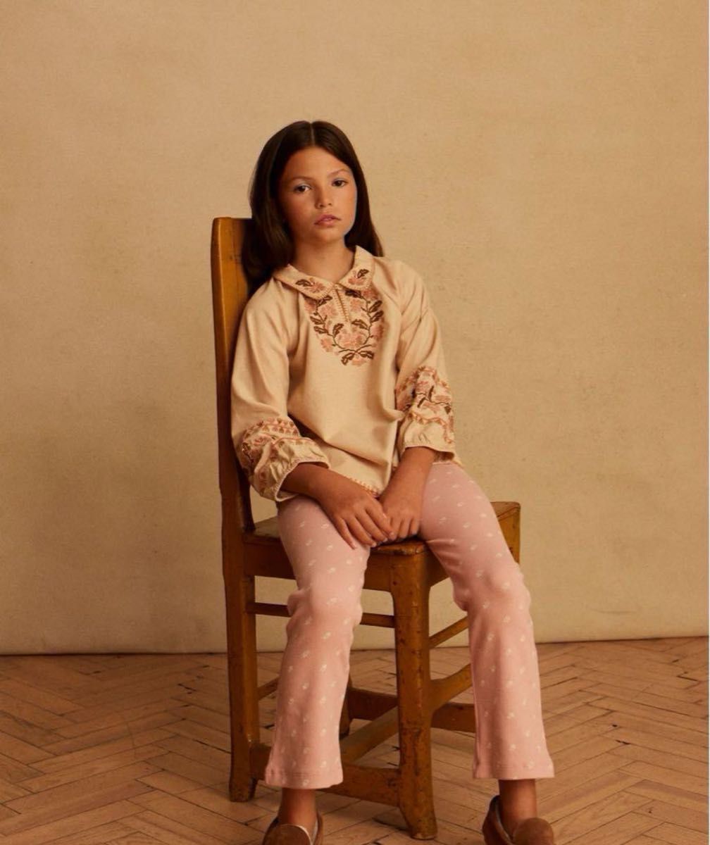 新品未使用 apolina アポリナ 7-9y 2024aw ブラウス カットソー 新品未使用 apolina アポリナ 7-9y 2024aw ブラウス カットソー
