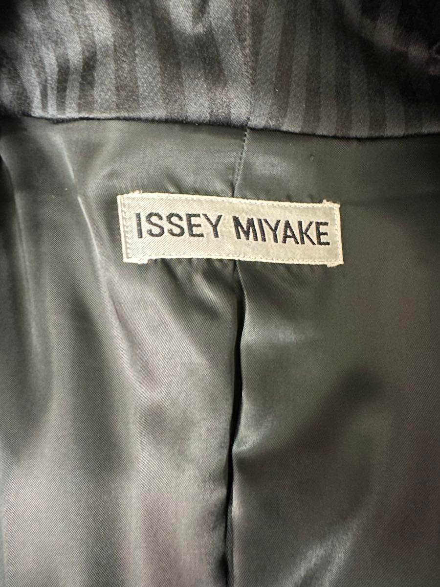 vintage issey miyake 変形テーラードジャケット ストライプ vintage issey miyake 変形テーラードジャケット ストライプ